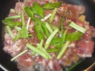 羊肉可以和韭菜一起吃吗
