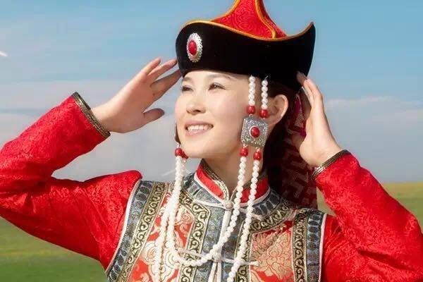 《父母爱情》中,安杰为什么那么不喜欢卫国的第一个女朋友白红梅?