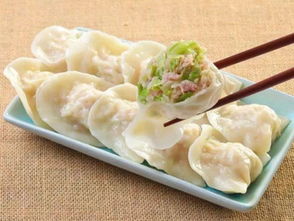 大年初一吃饺子作文，大年初一吃饺子谚语