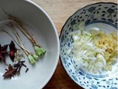 锅巴菜的卤子做法 卤子透亮而觉鲜