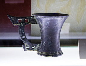 古代酒器都有哪些种类，古代酒器\"尊\"和\"卑\"