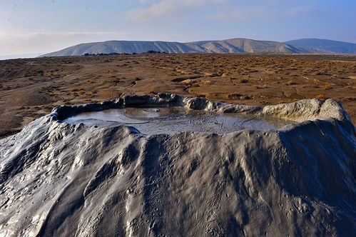 泥火山喷发的主要条件，泥火山视频