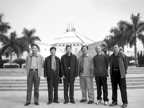 周清泉为什么是佛山四小龙，佛山四小龙周清泉简介