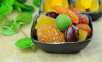 蜜饯拼音怎么拼，蜜饯的饯的拼音是什么