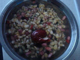 五谷豆浆的做法与配料表格，五谷豆浆的做法与配料是用干豆吗
