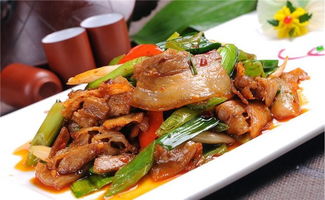 回锅肉怎么做不柴不硬，蒜苗回锅肉怎么做