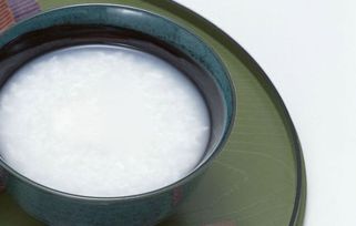 用电饭煲煮粥水米比例 用电饭煲煮粥水米比例是多少