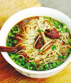 镇江锅盖面的来历是什么?