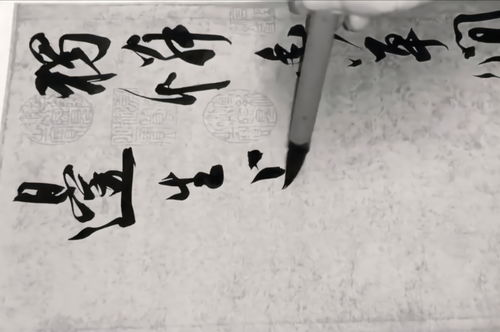 怎么赞美别人的字写得漂亮?