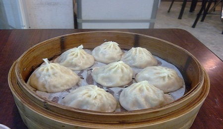 扬州灌汤包怎么吃，扬州灌汤包面皮是发面还是死面