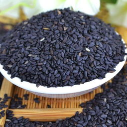 生黑芝麻的功效与作用，熟黑芝麻的功效与作用 适合什么人群吃