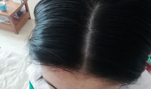 为什么我的头发洗完了一直像没洗干净似的?没干的时候就像上了胶水一样
