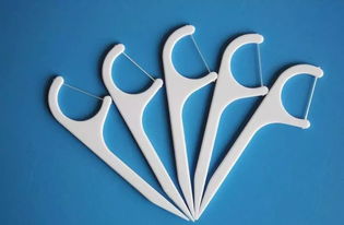 正确使用牙线棒步骤图