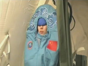 宇航员洗澡用的是什么，宇航员洗澡问题
