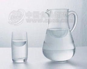蒸馏水和纯净水有什么区别喷在脸上，自制蒸馏水