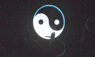 混沌的读音是不是读混沌，混沌读音的正确读音