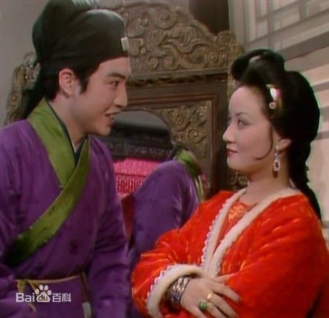 贾蓉和贾瑞什么关系，贾瑞和贾府什么关系