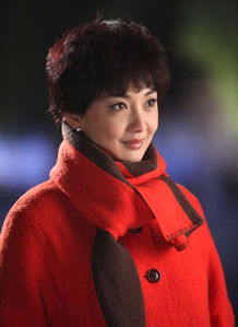 49岁牛莉头戴白纱露面,邀请网友参加“婚礼”,她参演过哪些经典作品?