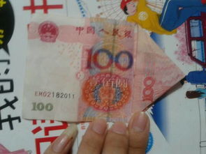 鞋子多少钱用英语怎么说，这件t恤衫多少钱用英语怎么说