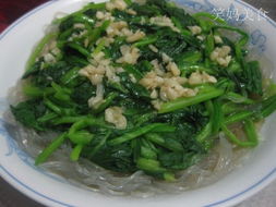 凉拌菠菜粉丝的做法 家常，凉拌菠菜粉丝的做法可以不放蒜