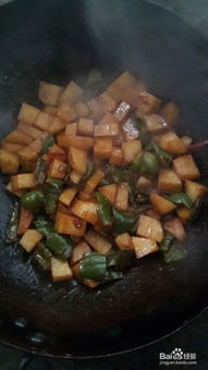 土豆配什么菜炒好吃?