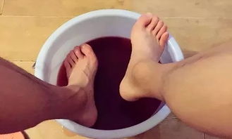长期盐水泡脚的有什么坏处