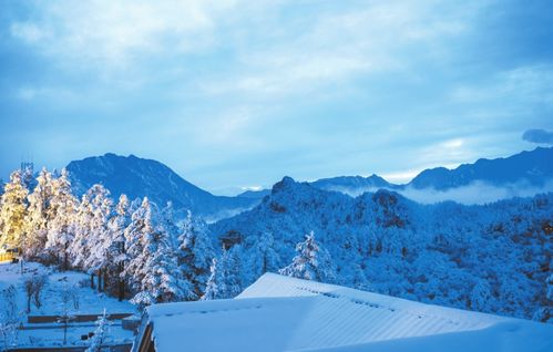 成都到西岭雪山高铁，成都到西岭雪山自驾游攻略