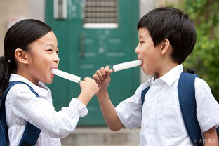 两个束是什么字