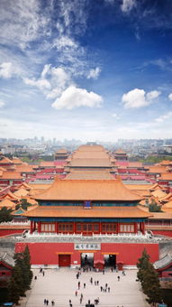 九天阊阖开宫殿,万国衣冠拜冕旒拼音，九天阊阖开宫殿,万国衣冠拜冕旒翻译