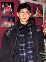 严伟在贵阳龙洞堡机场集团是何职务