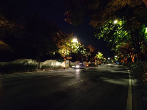 空空荡荡的意思，空空荡荡的歌词是什么歌