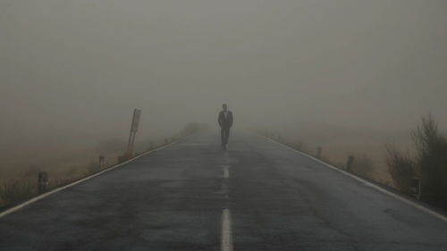 感情落寞什么意思，内心的落寞什么意思