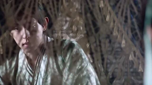 一个情根深种,一个走马观花这句话的含义是什么?