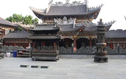关于古庙的诗句