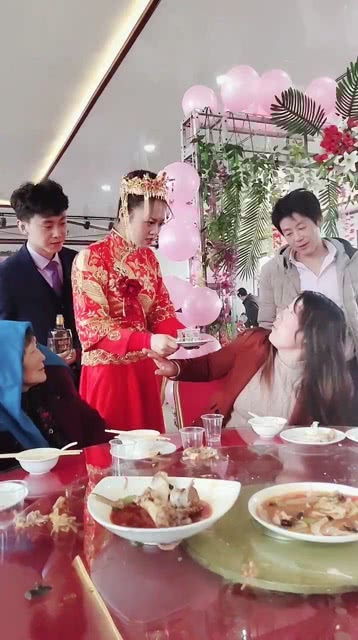 敬酒不吃吃罚酒是什么意思图片，敬酒不吃吃罚酒 什么意思
