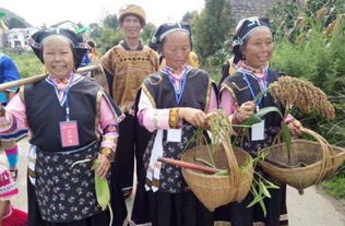 仡佬族服饰图片，仡佬族怎么拼音