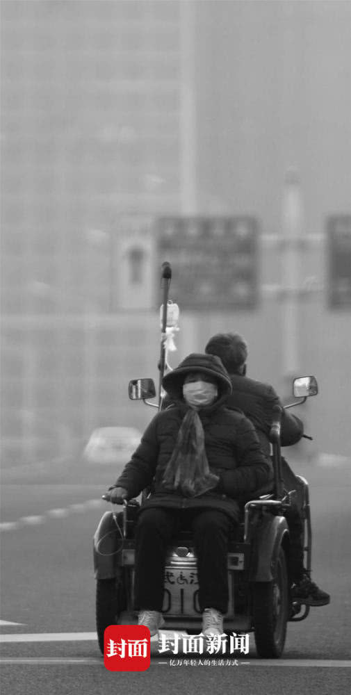 荒乱和慌乱的区别是什么?