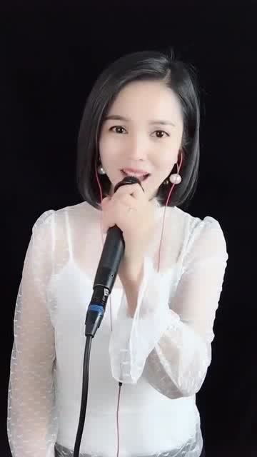 洋洋盈耳的意思