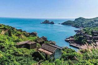 山岛竦峙上一句，山岛竦峙的竦峙是什么意思啊