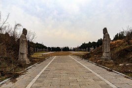 永定陵在哪里，永定陵面积