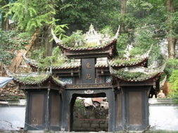 都江堰有哪些山可以爬可以爬山的地方推荐