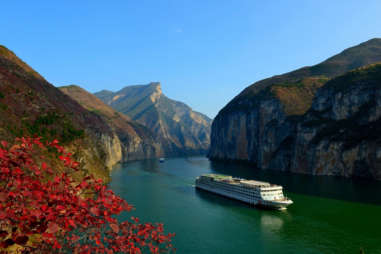 夔门天下雄还有一句是什么?，夔门峡瞿塘峡
