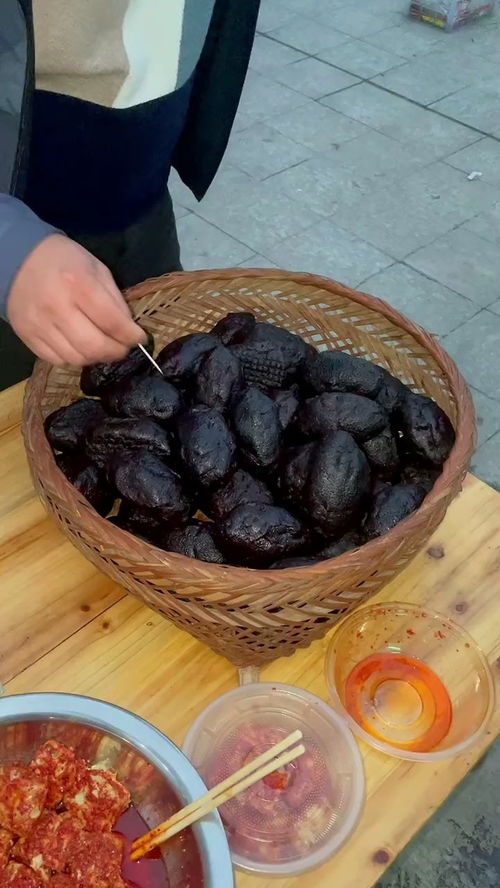 黢黑是哪的方言，黢黑能形容人吗