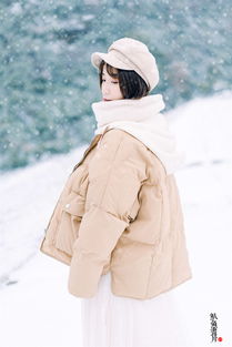 下雪的声音怎么形容，下雪的声音好像有至亲好友走来是比喻句吗