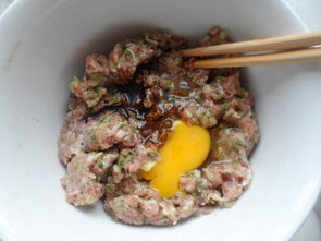 肉糜的拼音