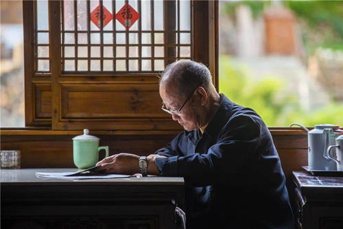 一生眷恋的意思是什么，眷恋的意思是什么眷恋
