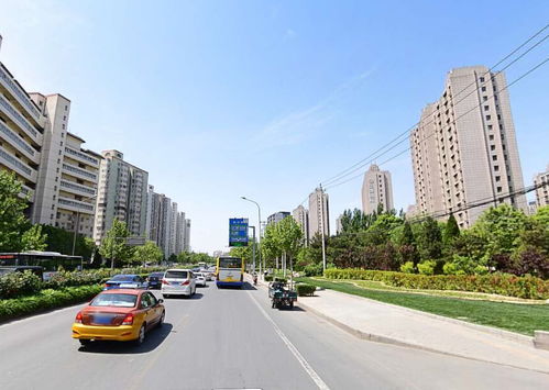 南邻杜甫，南邻锦里讲什么