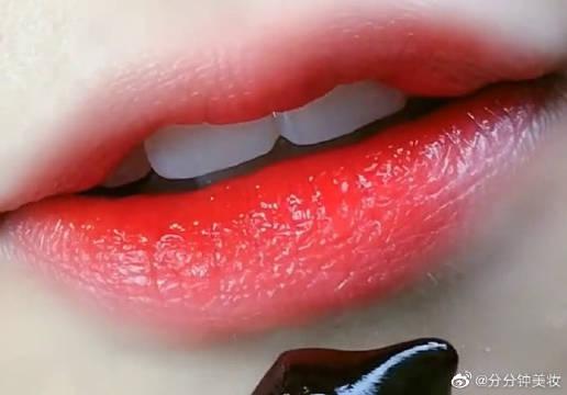 红晕绡眼蝶，红晕造句