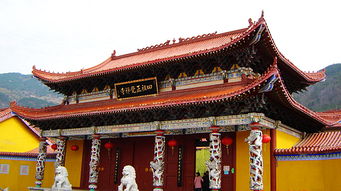 四祖寺在哪里，四祖寺和五祖寺哪个好玩