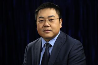 山高任鸟风的下一句是?